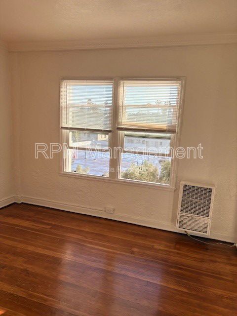 Photo - 1523 N McCadden Pl Unidad 402