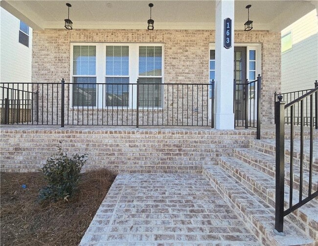 Photo - 163 Basil St