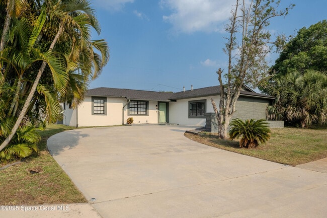Building Photo - 629 Tupelo Dr Rental