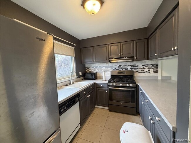 Photo - 1780 E Thirteen Mile Rd