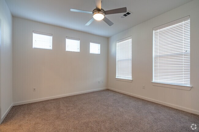 Photo - Abby Court LP