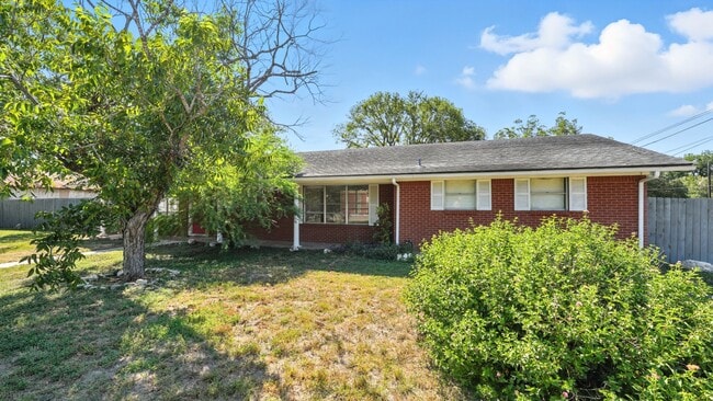 Building Photo - 476 Granada Dr Rental