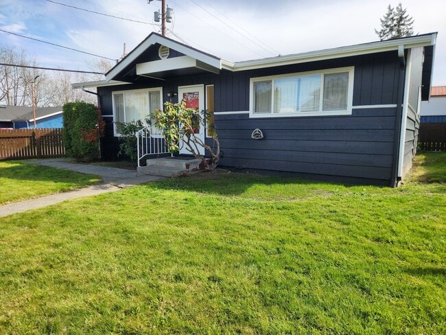 Building Photo - 708 Virginia St