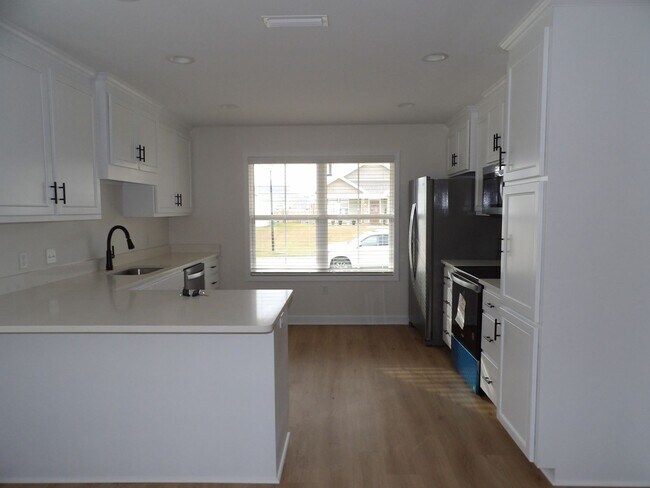 Photo - Mapleleaf Court, Enterprise, AL