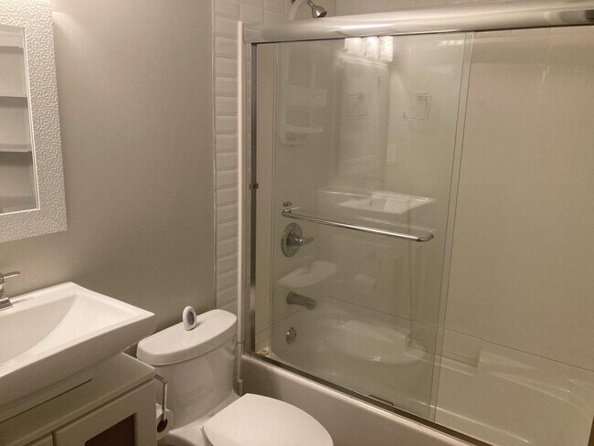 Photo - 13520-1355A 55 A Ave Unité BSMT