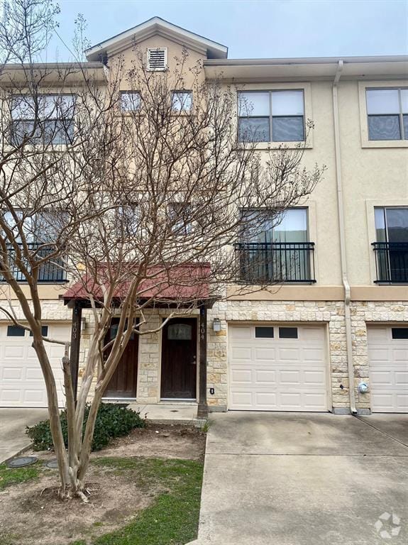 Building Photo - 13420 Lyndhurst St Rental