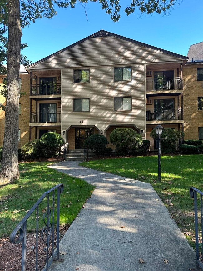 Photo - 23 Country Club Dr Unit 39