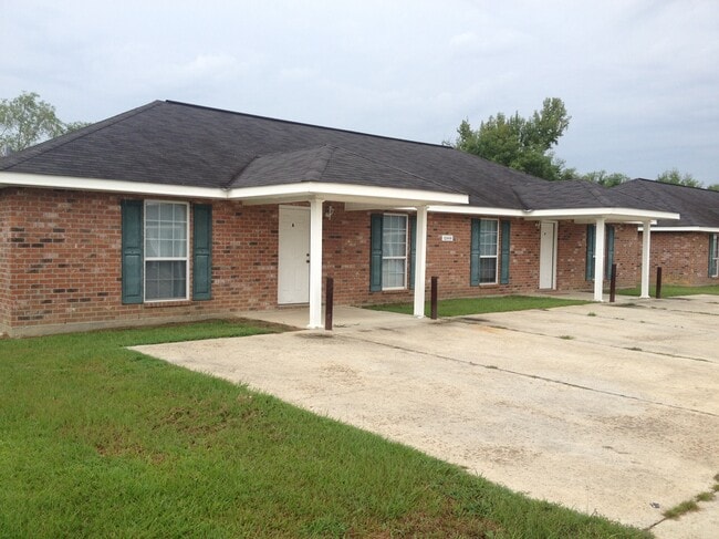 Building Photo - 59593 Dykes Ln Rental