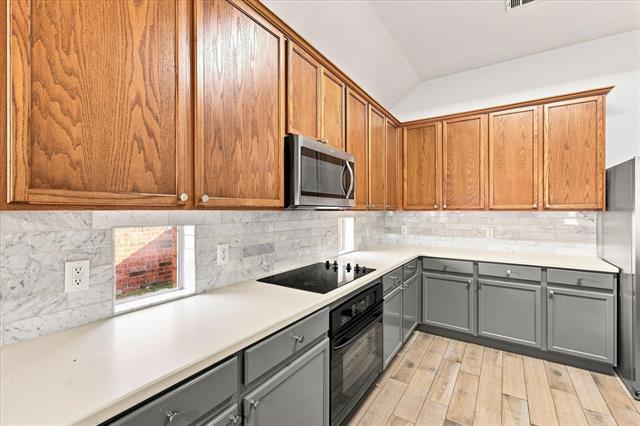 Photo - 2812 Thorncreek Ln