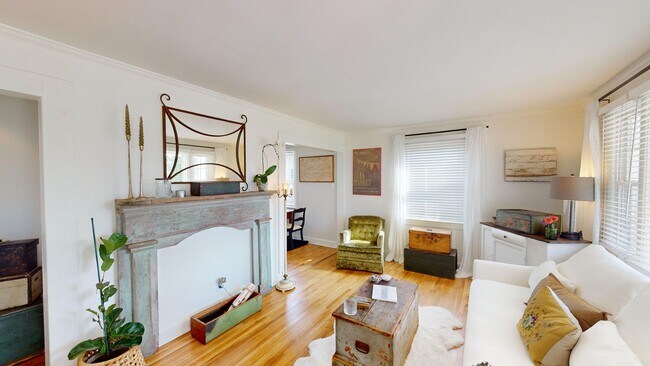 Photo - Sylvan Park Fully Furnished Home and Guest House-Shorter Term Leases Available!