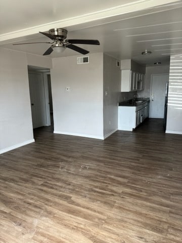 Photo - 1533 Industrial Dr E Unit 225