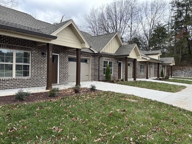 Photo - 1 BEDROOM 1 BATH APARTMENT WITH GARAGE FOR RENT AT CYPRESS RIDGE