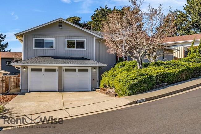 Photo - 1951 Heath Dr