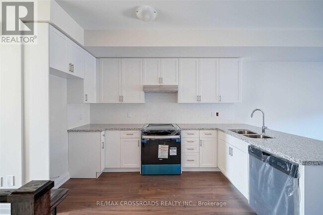 Photo - 37 Creekbank Rd