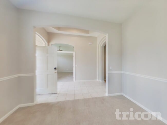 Photo - 1648 Country Walk Dr