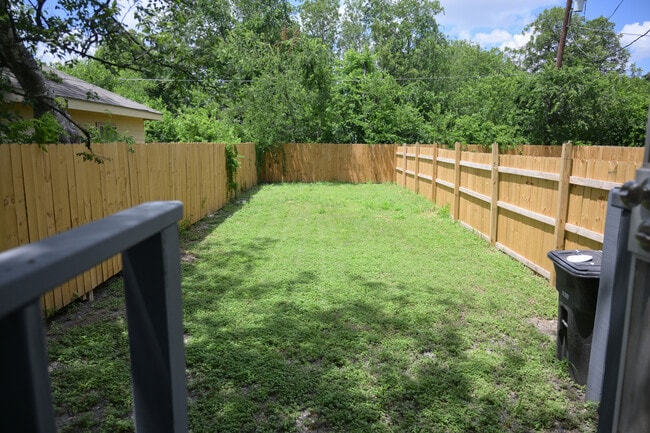 Photo - 2025 Texas Ave