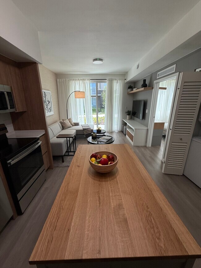 Photo - 320 NW 157th St Unit B4