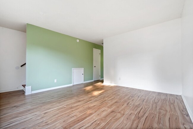 Photo - 2509 Stadium Dr