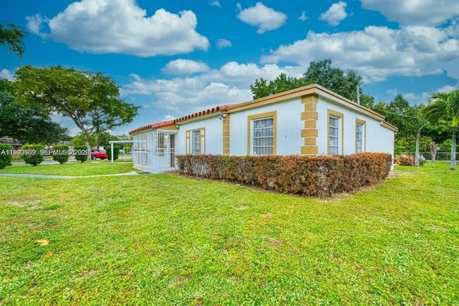 Photo - 13005 NW 8th Ave