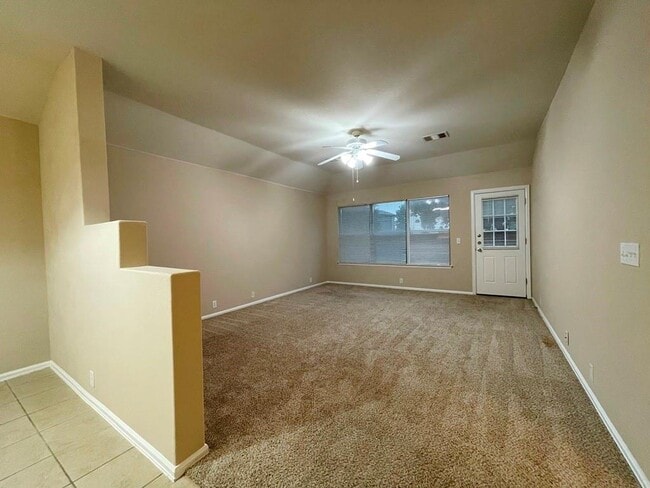 Photo - 376 Spruce Dr