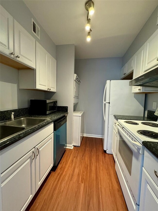 Photo - 10236 Twin Lakes Dr Unit 16H