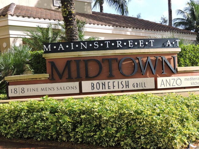 Building Photo - 4905 Midtown Ln Unit 2205