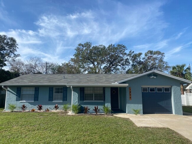 Photo - 1920 Travelers Palm Dr House