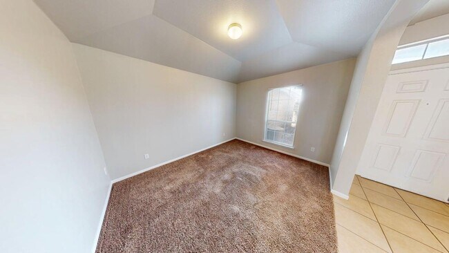 Photo - 601 Cattail Cir
