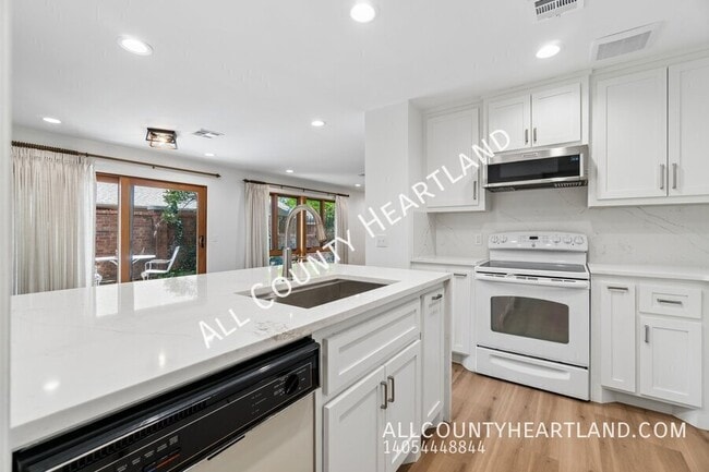 Photo - 9009 N May Ave Unit Apt. 156