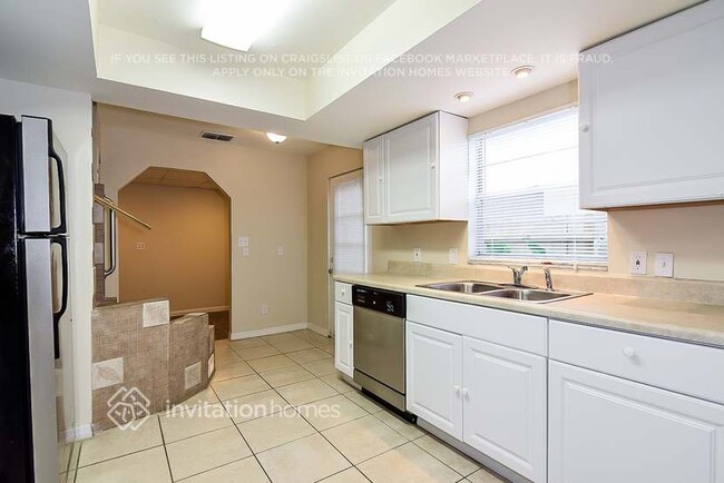 Photo - 8512 Misty River Ct