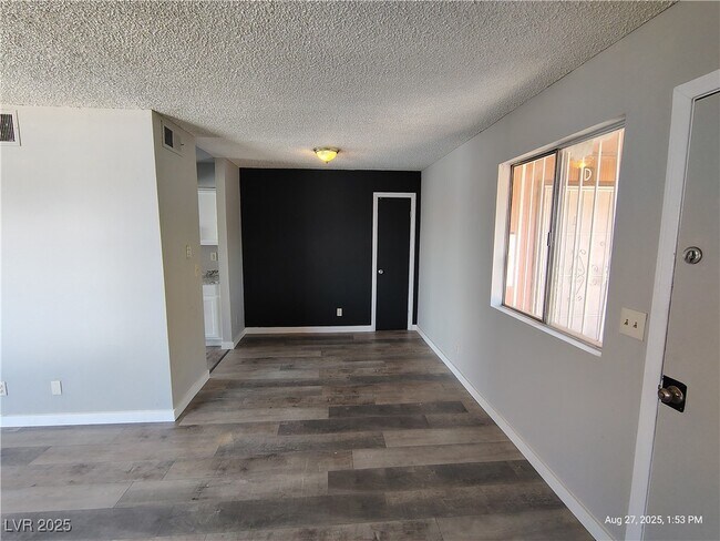 Photo - 3663 Kolendo Ct Unidad C