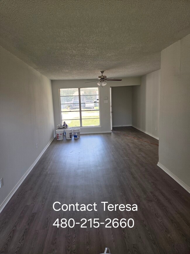 Building Photo - 4325 Chestnut Dr Rental