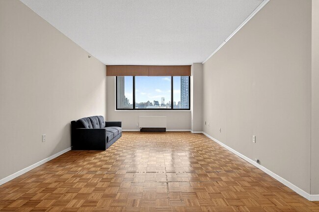 Photo - 45 River Dr S Unidad 1615