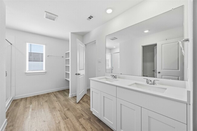 Building Photo - 28262 Meadowlark Sky Dr