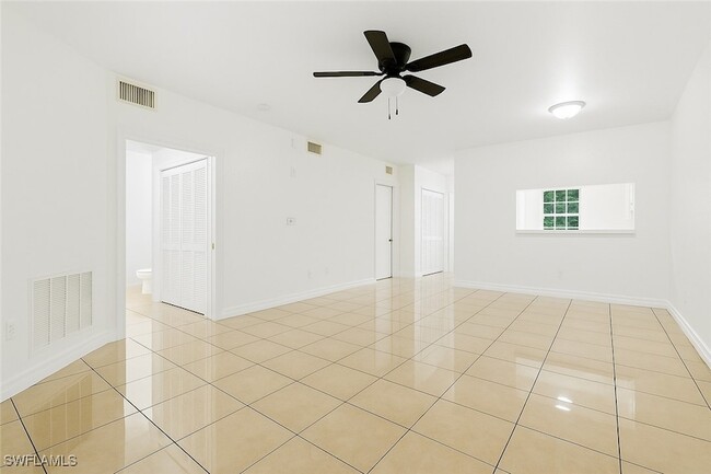 Photo - 8423 Bernwood Cove Loop Unit 401