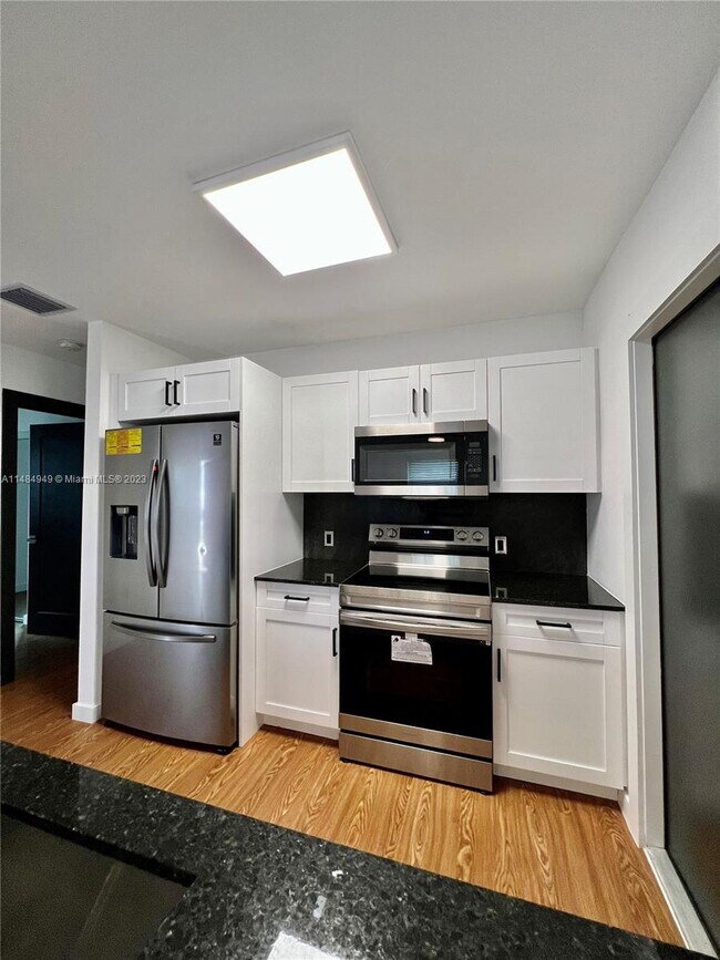 1782 NW 68th Ter House House Rental in Miami, FL