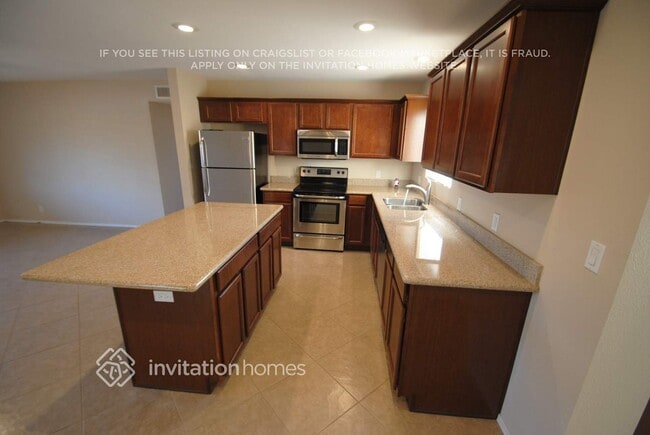 Photo - 647 E Franklin Ave