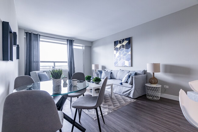 Photo - 125 Lawton Blvd.