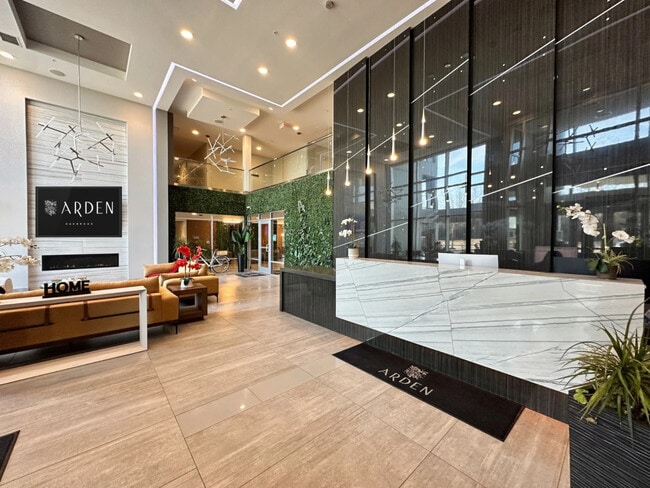 Photo - 18w070 Royce Blvd