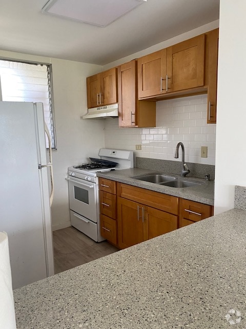 Building Photo - 949 Ala Nanala St Rental