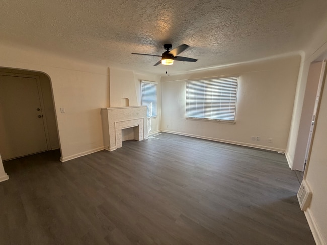 Photo - 820 Central Ave