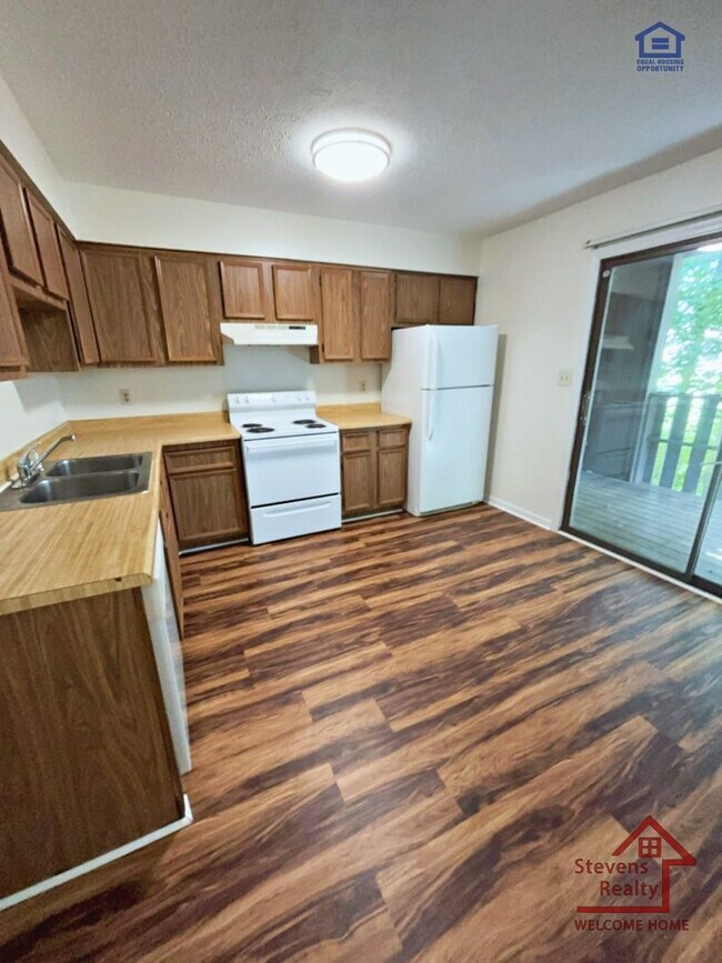 Photo - 101 Bybee Dr Unit D2