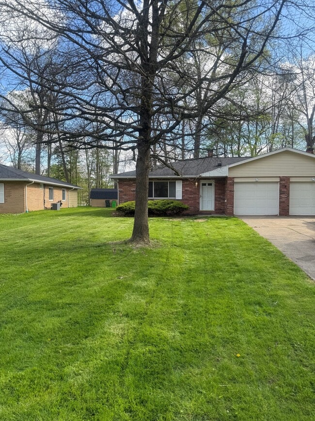 Building Photo - 1514 Robin Ln