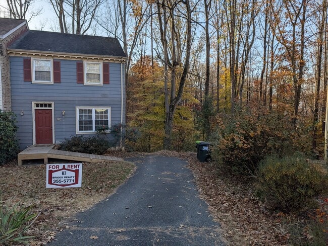 Photo - 142 Quince Ln