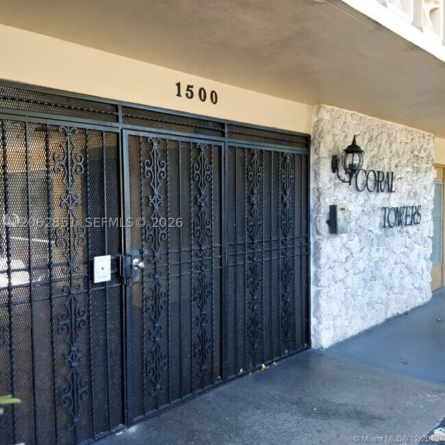 Photo - 1500 NE 127th St Unit 306