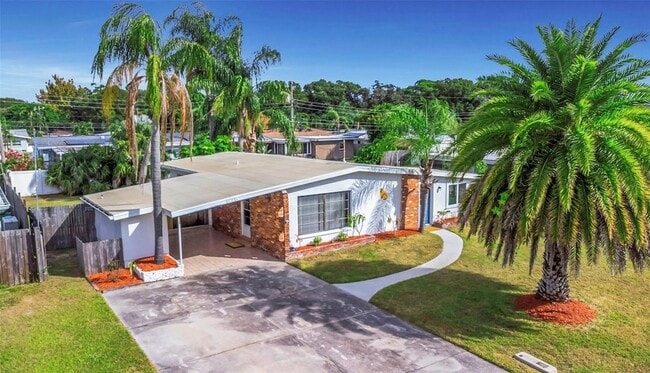 Building Photo - 676 Orangewood Dr