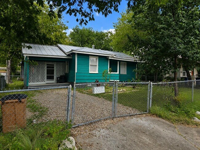 Photo - 200 Nelray Blvd
