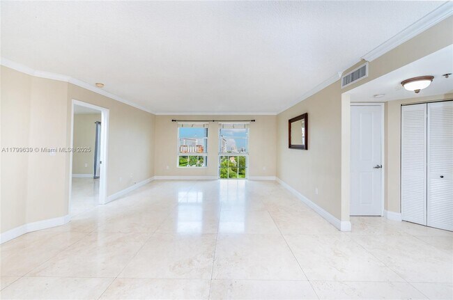 Photo - 2351 Douglas Rd Unit 607