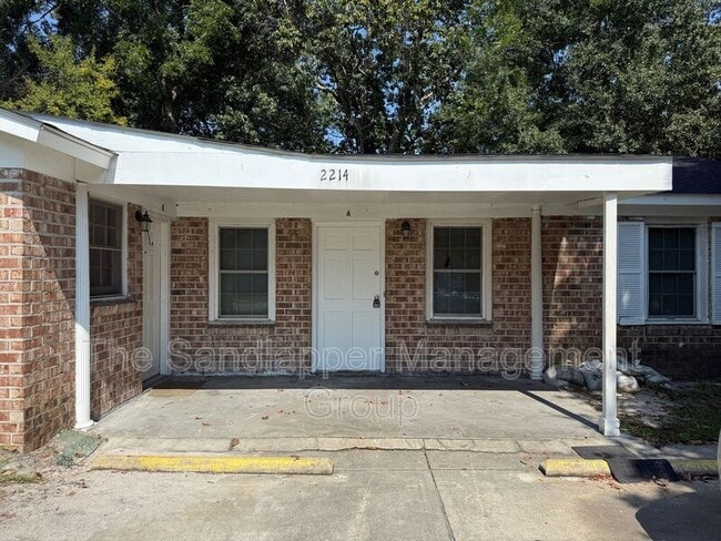 Photo - 2214 Van Buren Ave Unit A