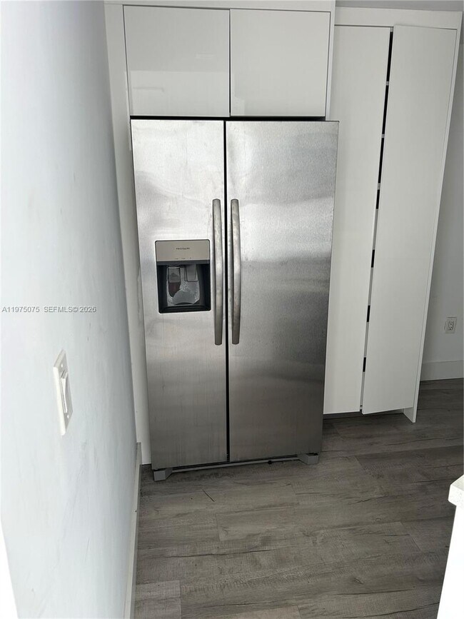 Photo - 6921 Environ Blvd Unit 7P